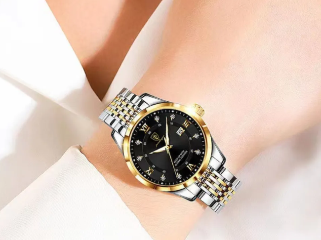 Elegant Waterproof Women's Watch - Luxury Style Bracelet