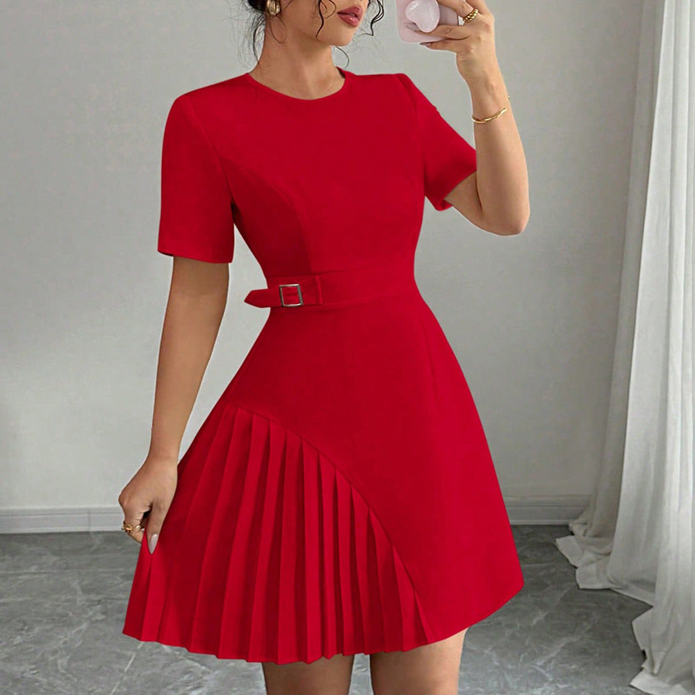 Elegant Fitted Dress – Modern & Refined Style