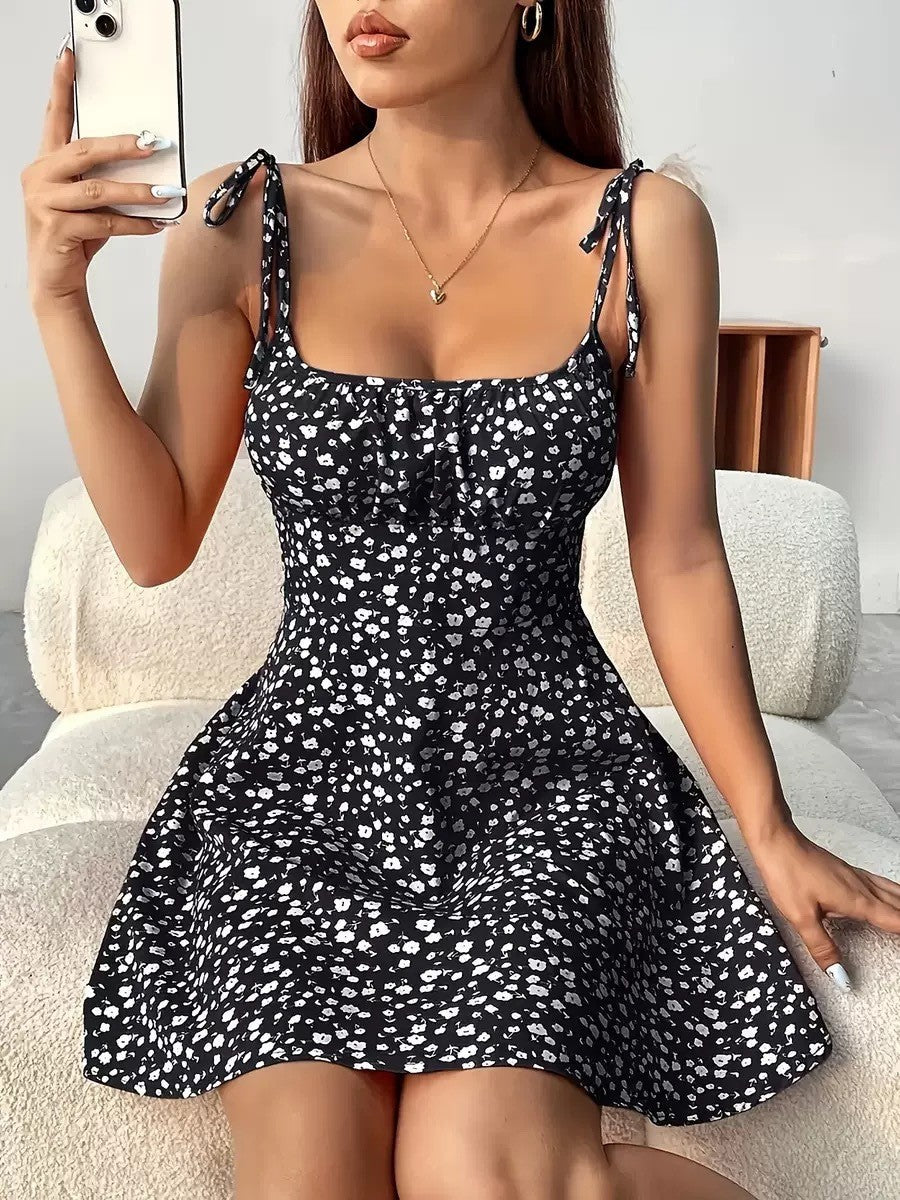 Elegant Floral Women's Dress – Lightweight Summer Style