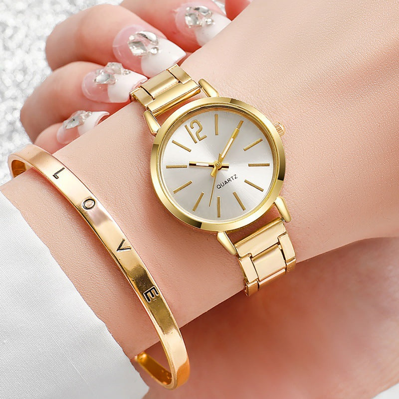 Montre femme élégante avec bracelet LOVE – Style chic et moderne