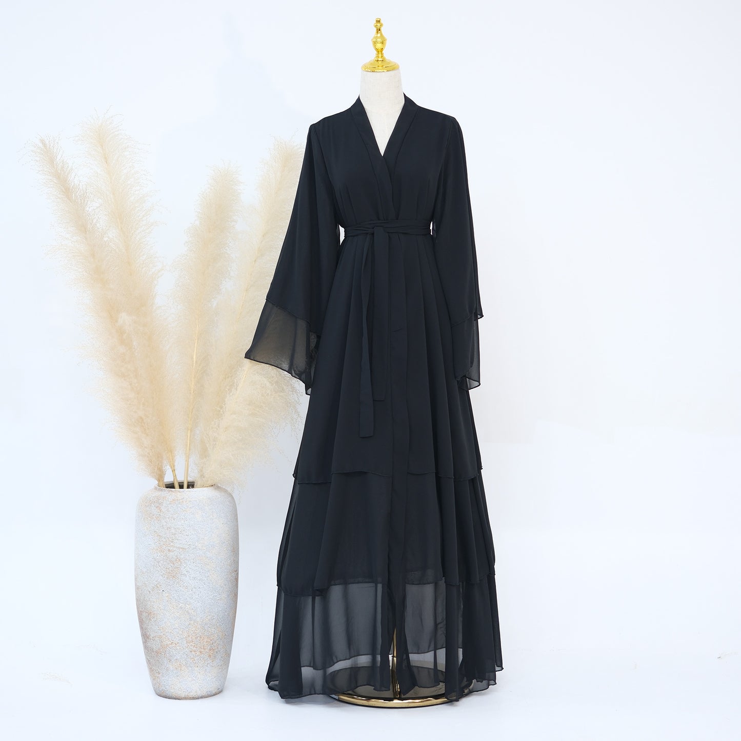 Elegant Abaya with Hijab - Refined and Modern Muslim Dress