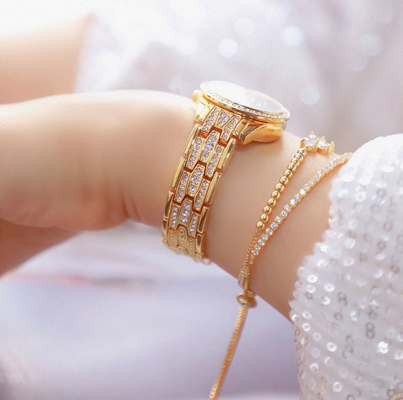 Montre Femme Luxe Strass Dorée – Élégance & Brillance Premium
