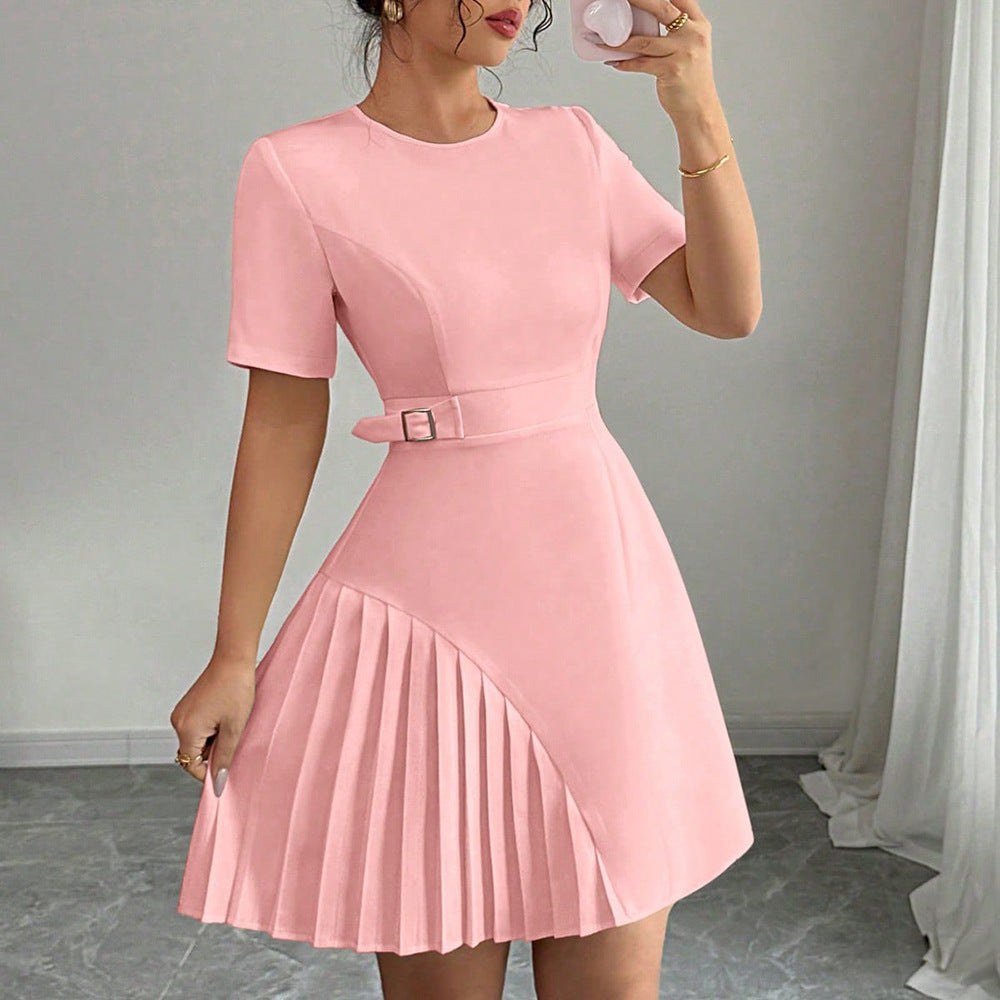 Elegant Fitted Dress – Modern & Refined Style