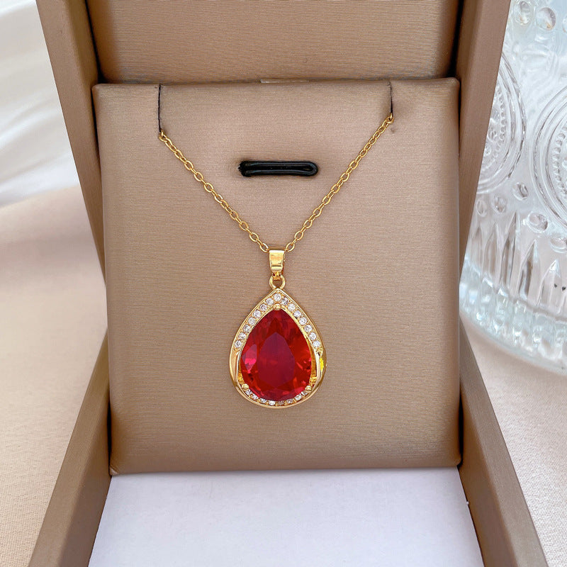 Collier Diamant Rouge Micro-Pavé – Élégance Passion