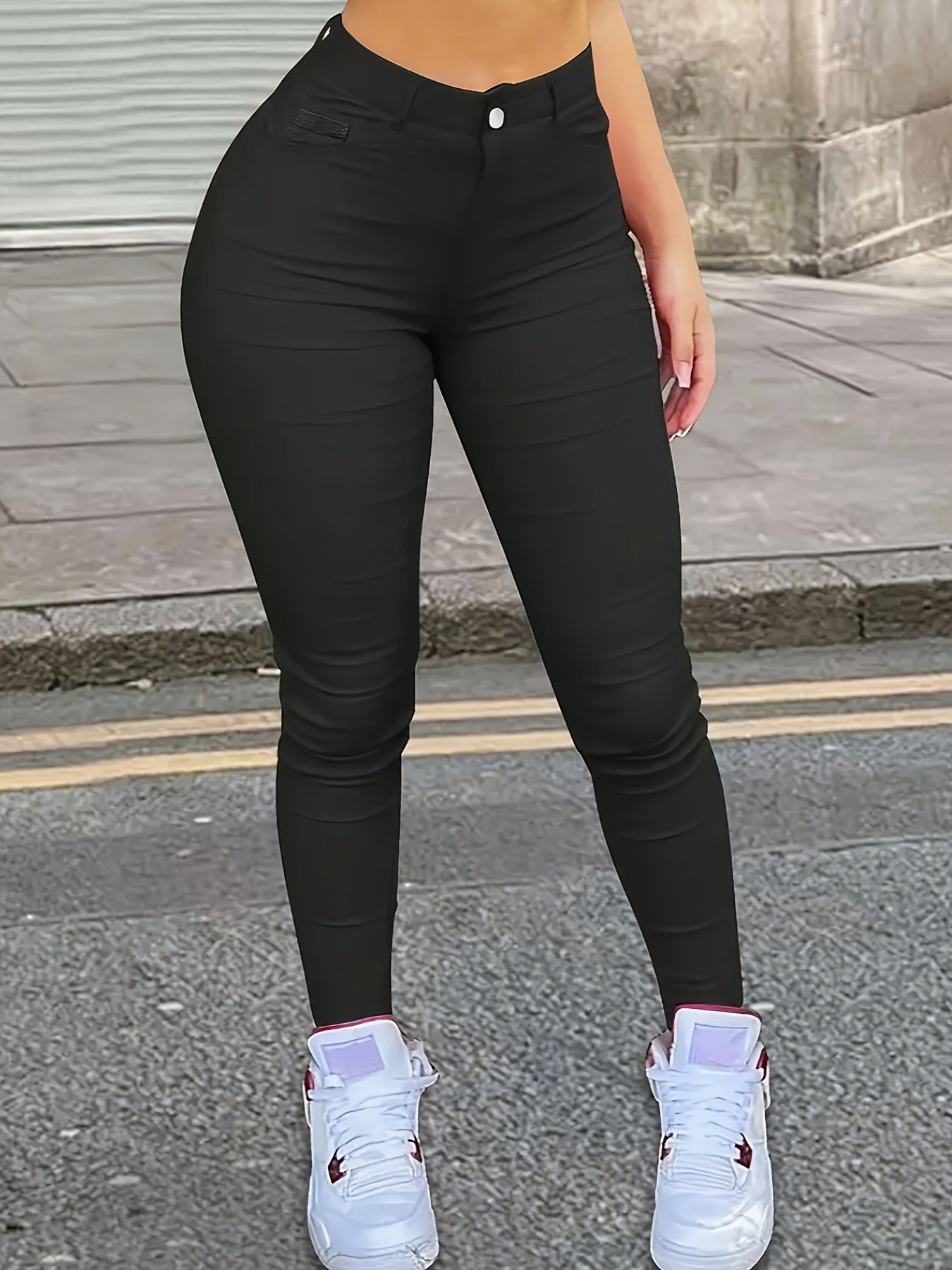 High-Waisted Shaping Trousers – Elegance & Comfort