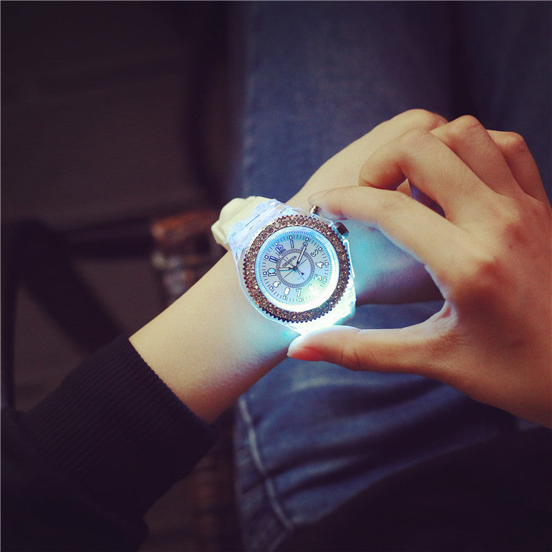 Montre LED colorée femme – Style tendance et lumineux