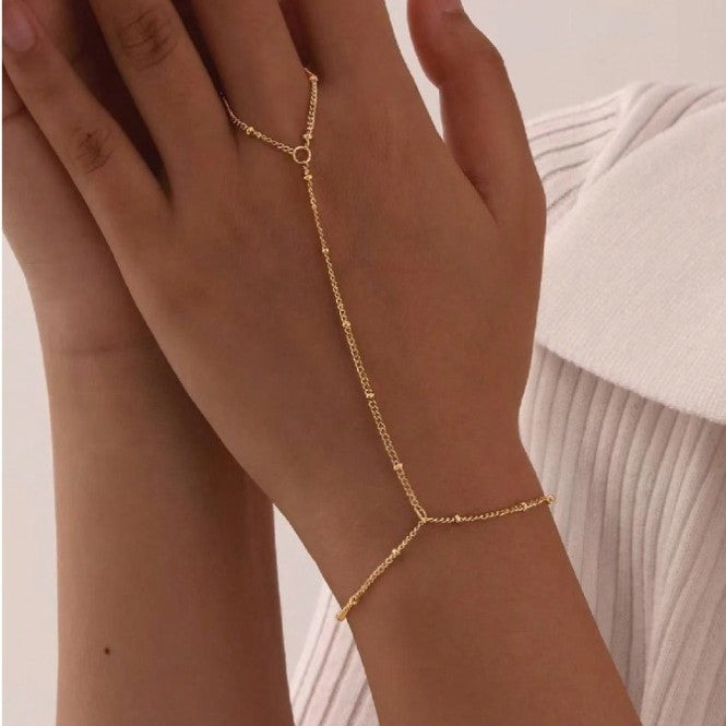 Bracelet Bague Chaîne Main Doré – Élégance Délicate