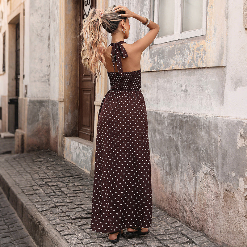 The perfect dress for your summer moments – Flowy Cut & Chic Summer Style