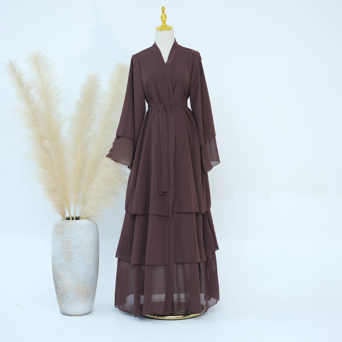 Elegant Abaya with Hijab - Refined and Modern Muslim Dress