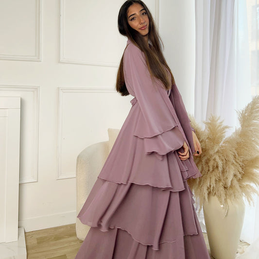 Abaya élégante avec hijab – Robe musulmane raffinée et moderne