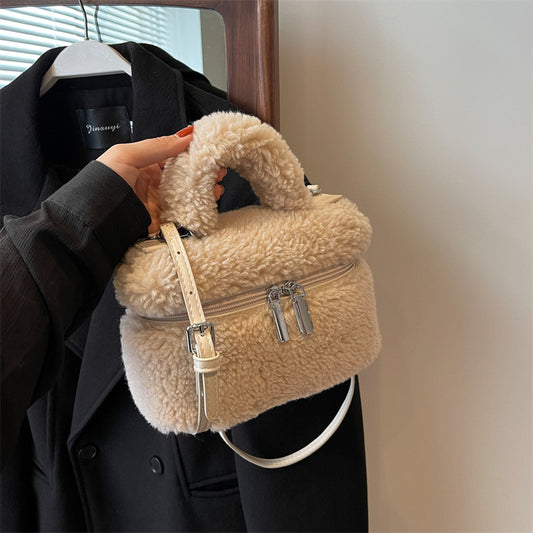 Sac bandoulière peluche élégant – Sac femme style doux