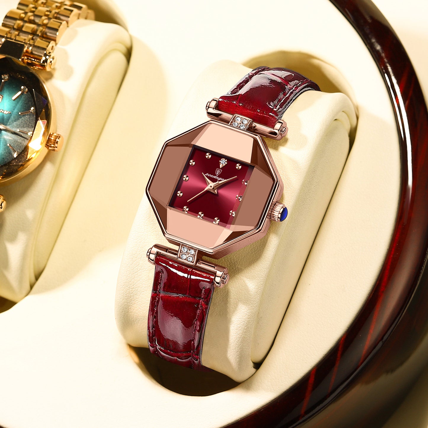 Elegant Women's Quartz Watch – Diamond Style Leather Strap