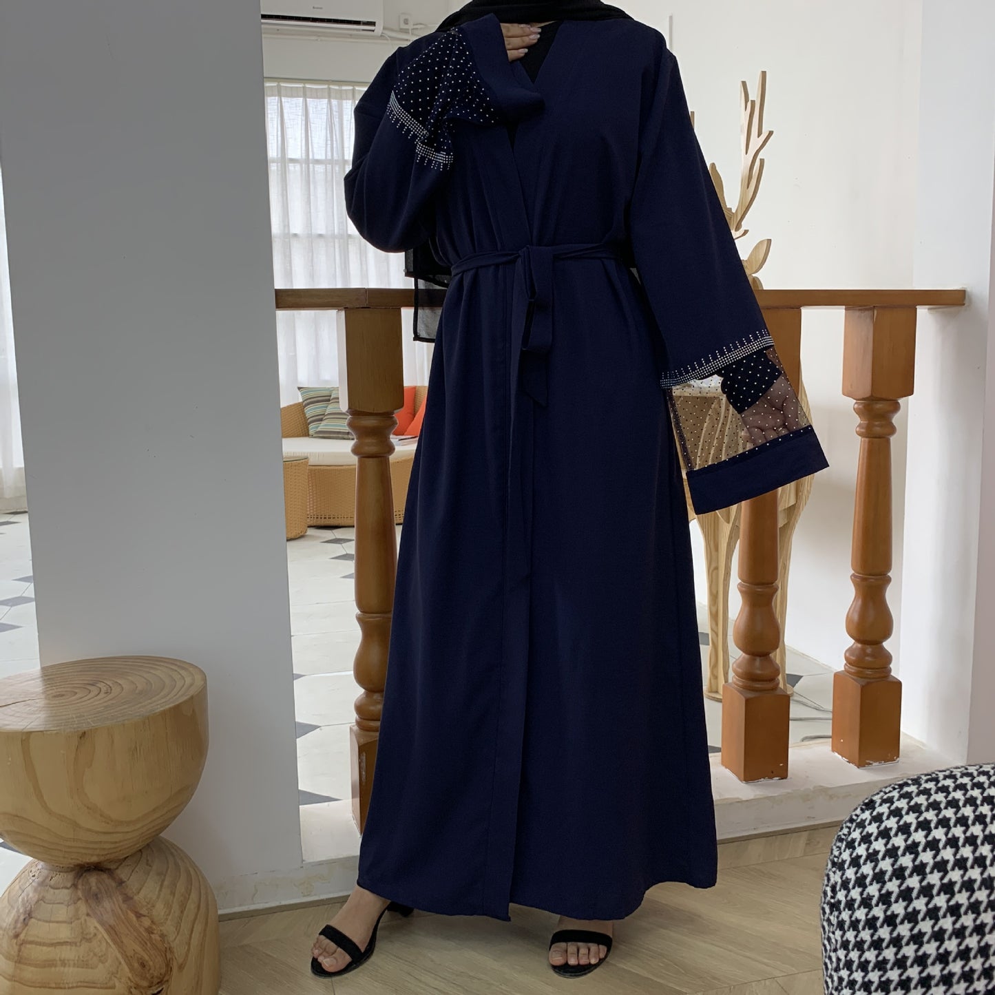 Elegant Rhinestone Abaya – Modern Muslim Dress
