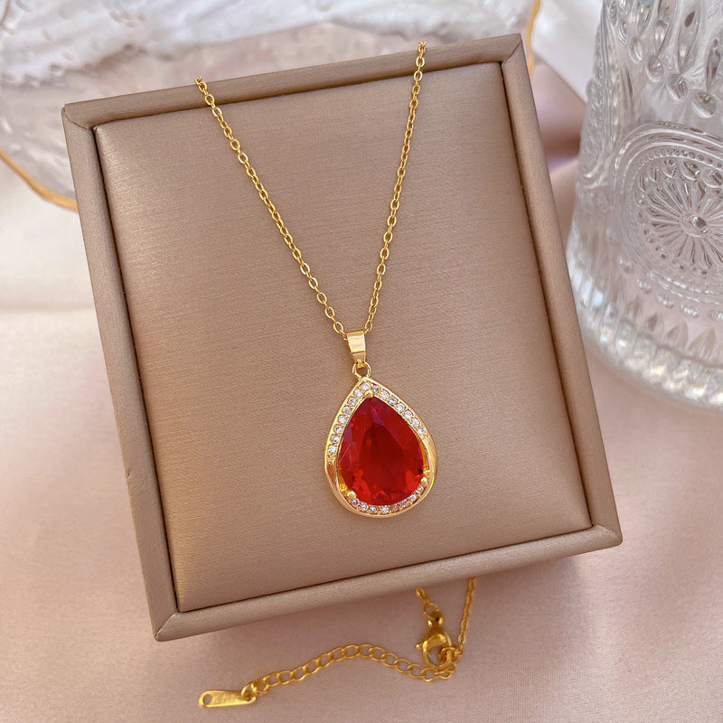 Collier Diamant Rouge Micro-Pavé – Élégance Passion
