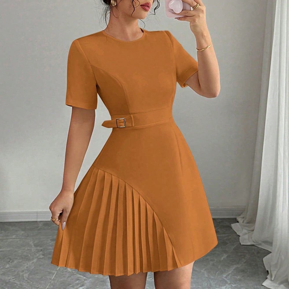 Elegant Fitted Dress – Modern & Refined Style