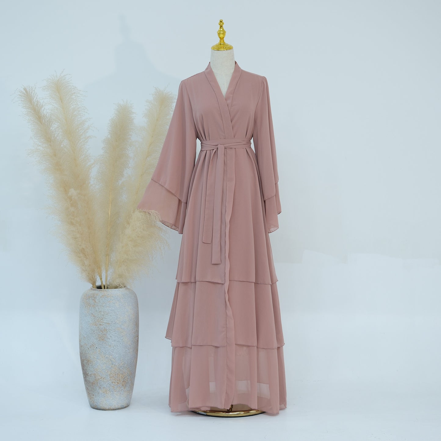 Elegant Abaya with Hijab - Refined and Modern Muslim Dress