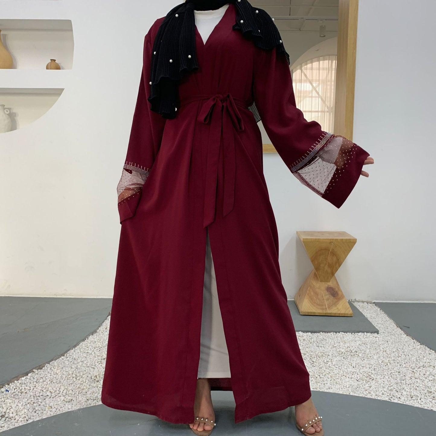 Elegant Rhinestone Abaya – Modern Muslim Dress